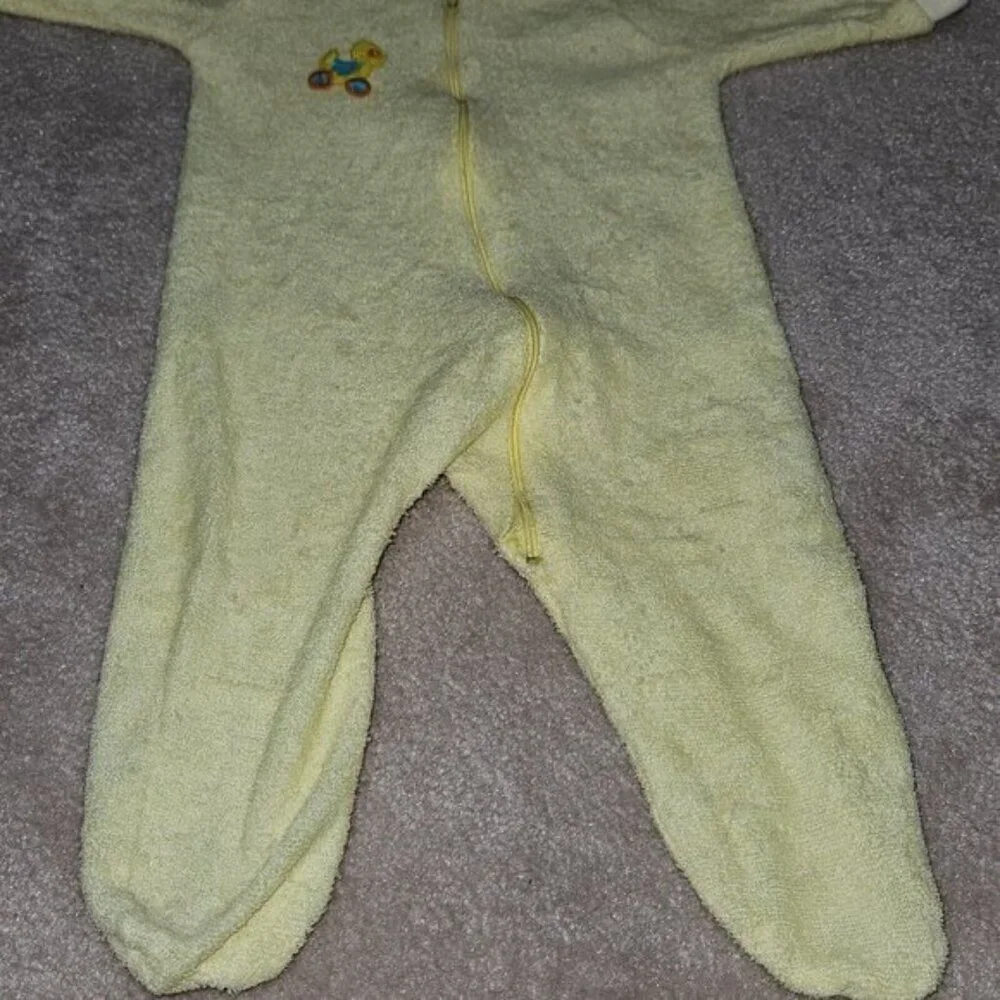 9 VTG Terrycloth Footie Pajama Lot Baby Newborn 0-3 Month Yellow Pink White READ